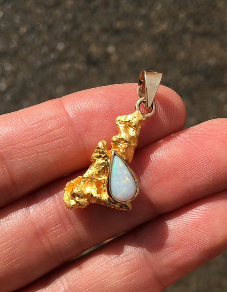 Natural Gold Nugget Pendants / Earrings / Jewellery