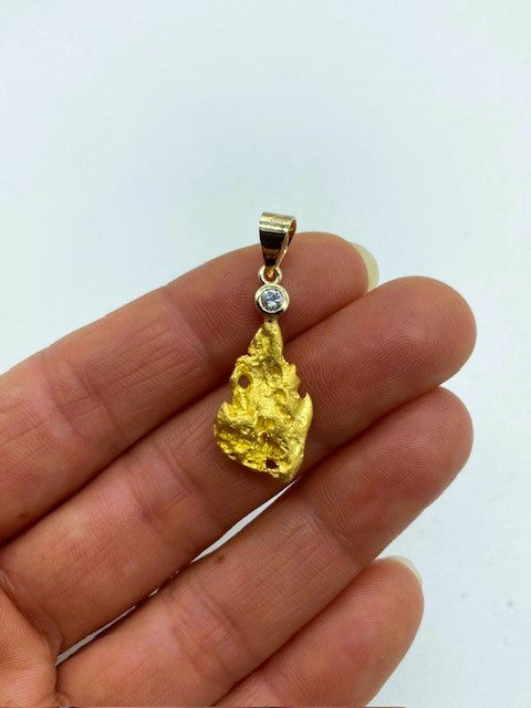 Natural Gold Nugget and 11pt Diamond Pendant