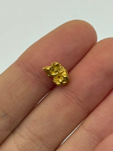 Load image into Gallery viewer, Natural Gold Nugget 1.6 gram