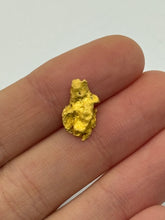 Load image into Gallery viewer, Natural Gold Nugget 1.7 gram