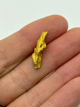 Load image into Gallery viewer, Natural Gold Nugget 3.9 gram