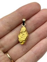 Load image into Gallery viewer, Natural Gold Nugget and Parti Sapphire Pendant