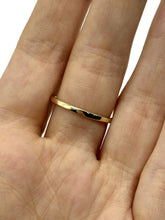 Load image into Gallery viewer, Natural Gold Nugget 9ct YG S Ring (size Q)