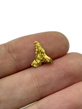 Load image into Gallery viewer, Natural Gold Nugget 1.04 gram