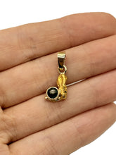 Load image into Gallery viewer, Natural Gold Nugget and NSW Star Sapphire