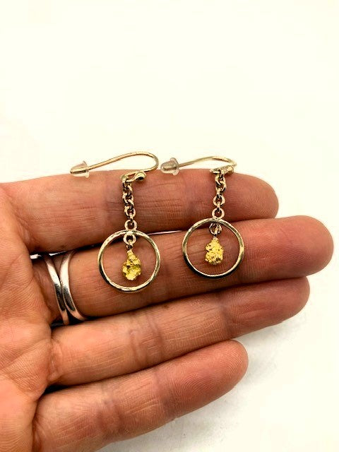 Natural Gold Nugget Circle w Chain Drop Earrings