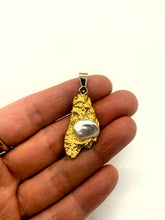 Load image into Gallery viewer, Natural Gold Nugget and Keshi Pearl Pendant