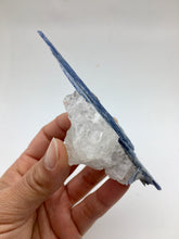 Load image into Gallery viewer, Kyanite and Quartz Brazil